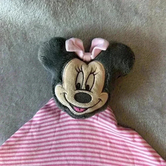 Disney - Minnie Mouse Lovey Comfort  Security Blanket - Picture 3 of 4